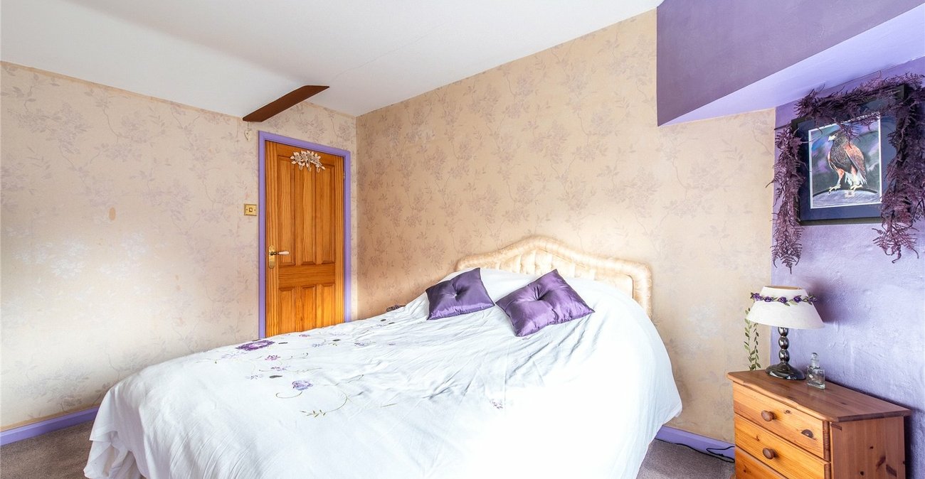 3 bedroom house for sale in Harrietsham | Robinson Michael & Jackson