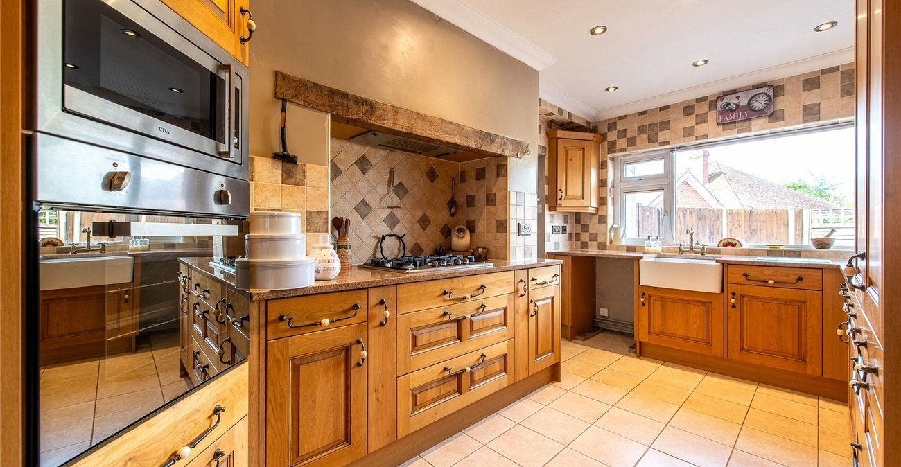 3 bedroom house for sale in Harrietsham | Robinson Michael & Jackson