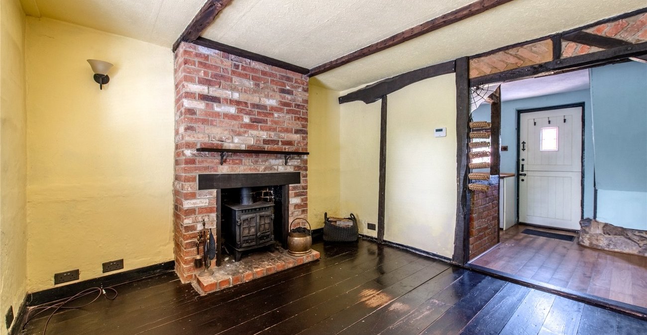 2 bedroom house for sale in Weavering | Robinson Michael & Jackson