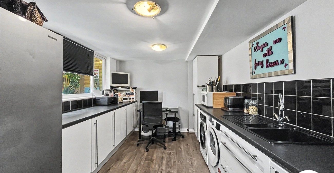 4 bedroom house for sale in Lordswood | Robinson Michael & Jackson
