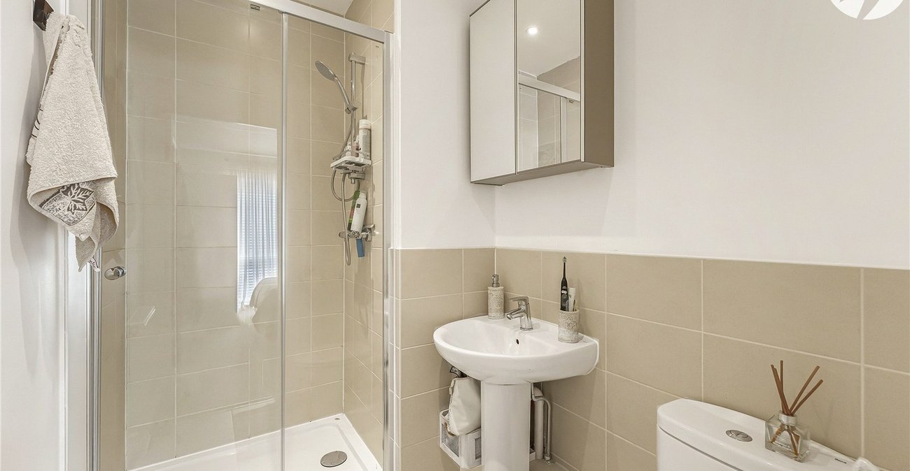 3 bedroom house for sale in Dartford | Robinson Jackson