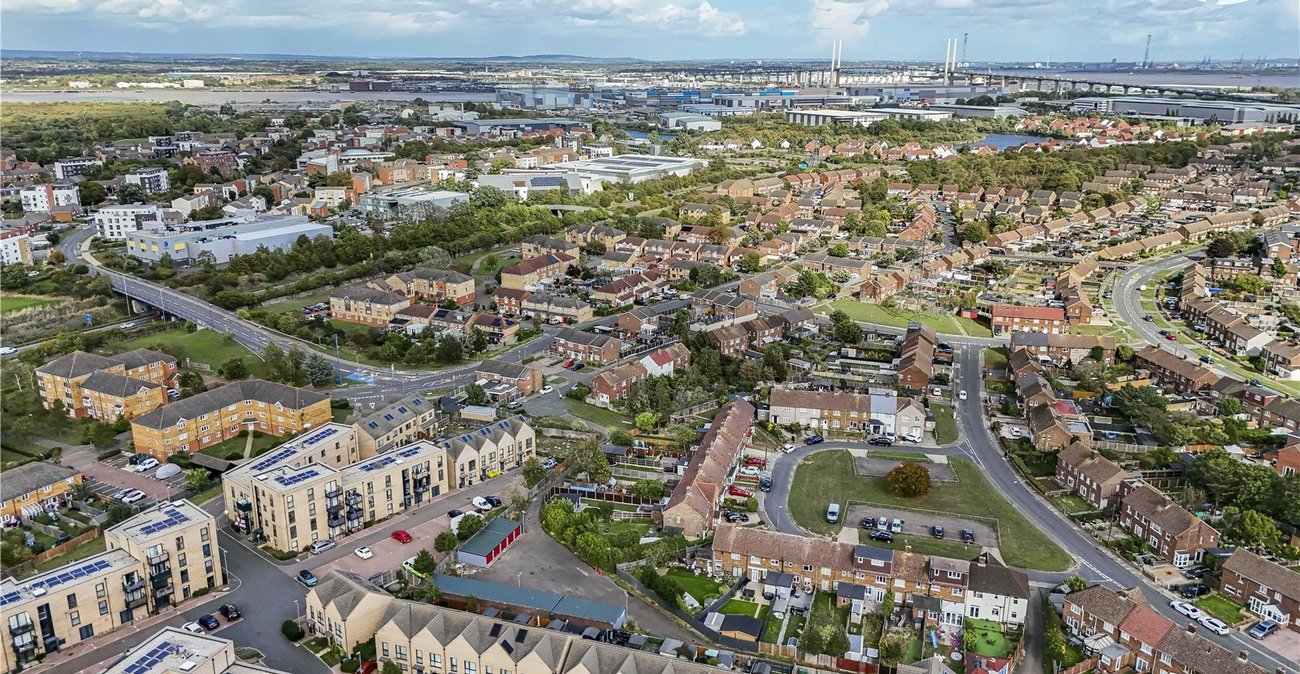 3 bedroom house for sale in Dartford | Robinson Jackson