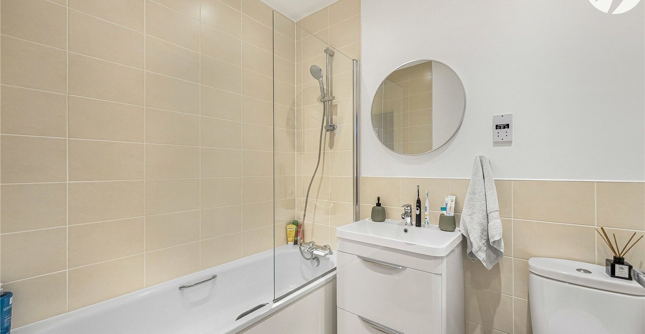 3 bedroom house for sale in Dartford | Robinson Jackson