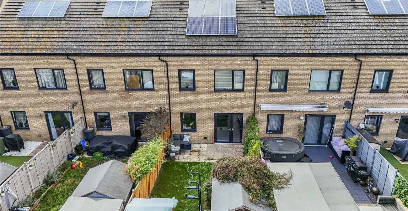 3 bedroom house for sale in Dartford | Robinson Jackson