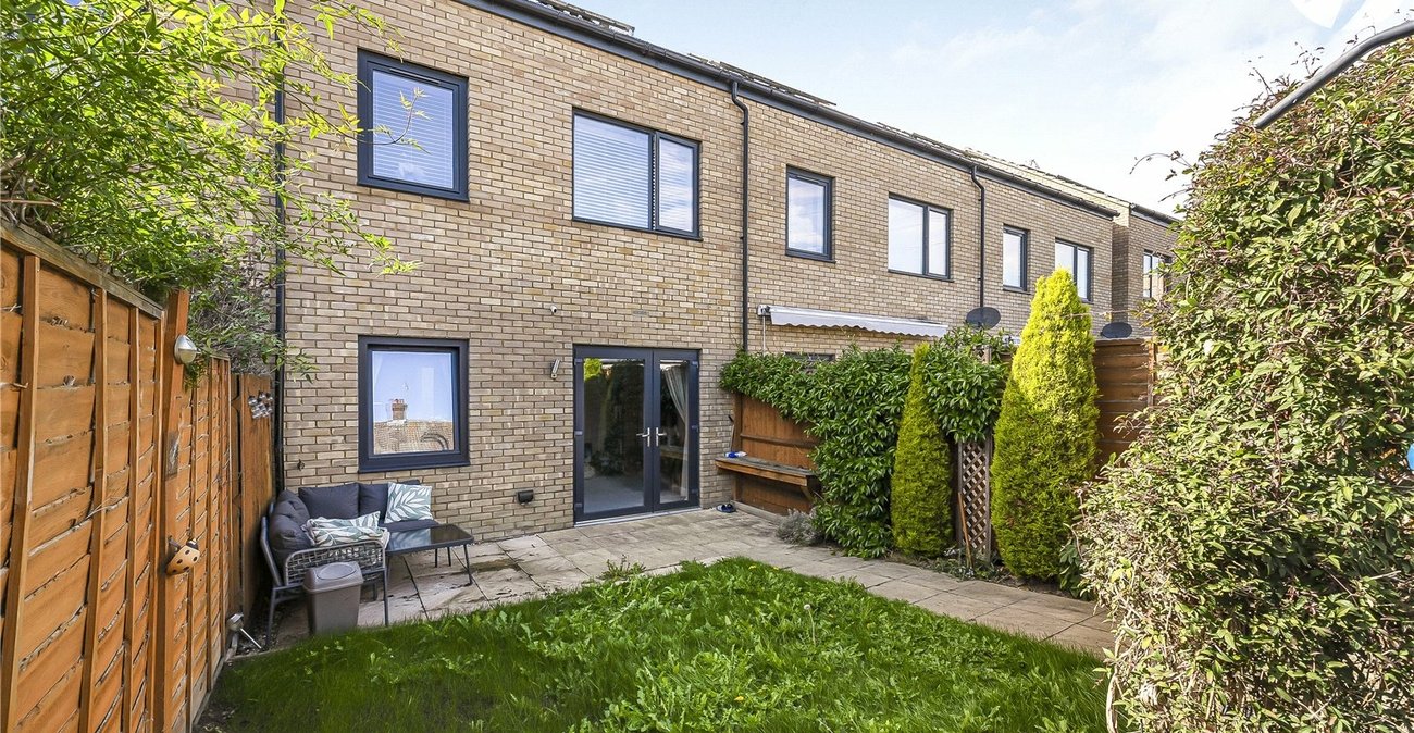 3 bedroom house for sale in Dartford | Robinson Jackson