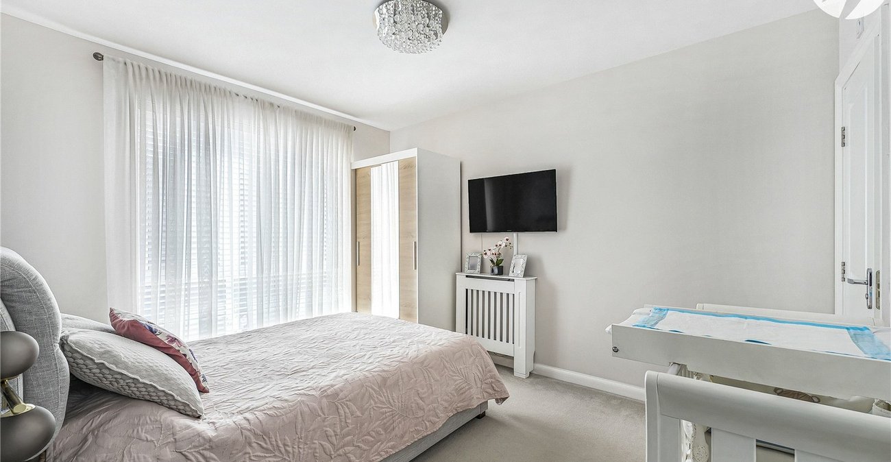 3 bedroom house for sale in Dartford | Robinson Jackson