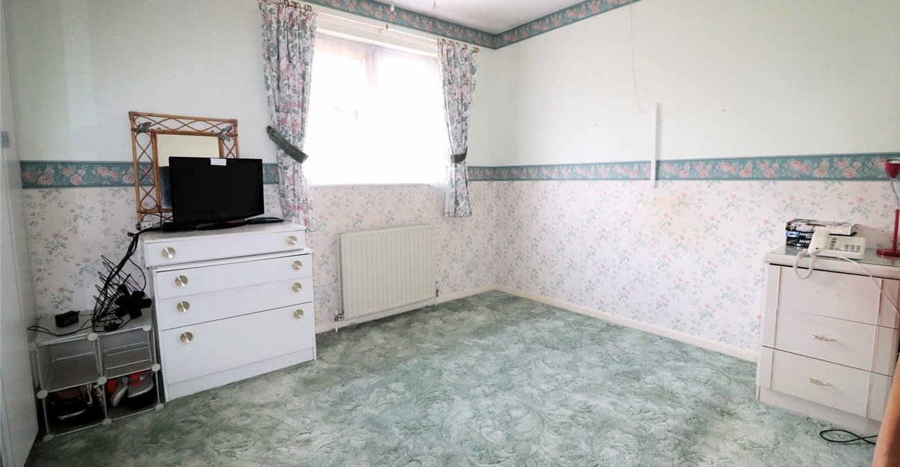 2 bedroom house for sale in Crayford | Robinson Jackson