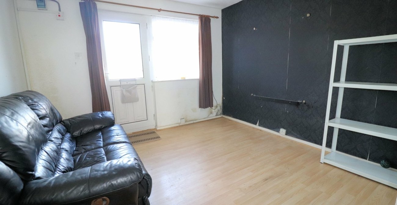 1 bedroom property for sale in Crayford | Robinson Jackson