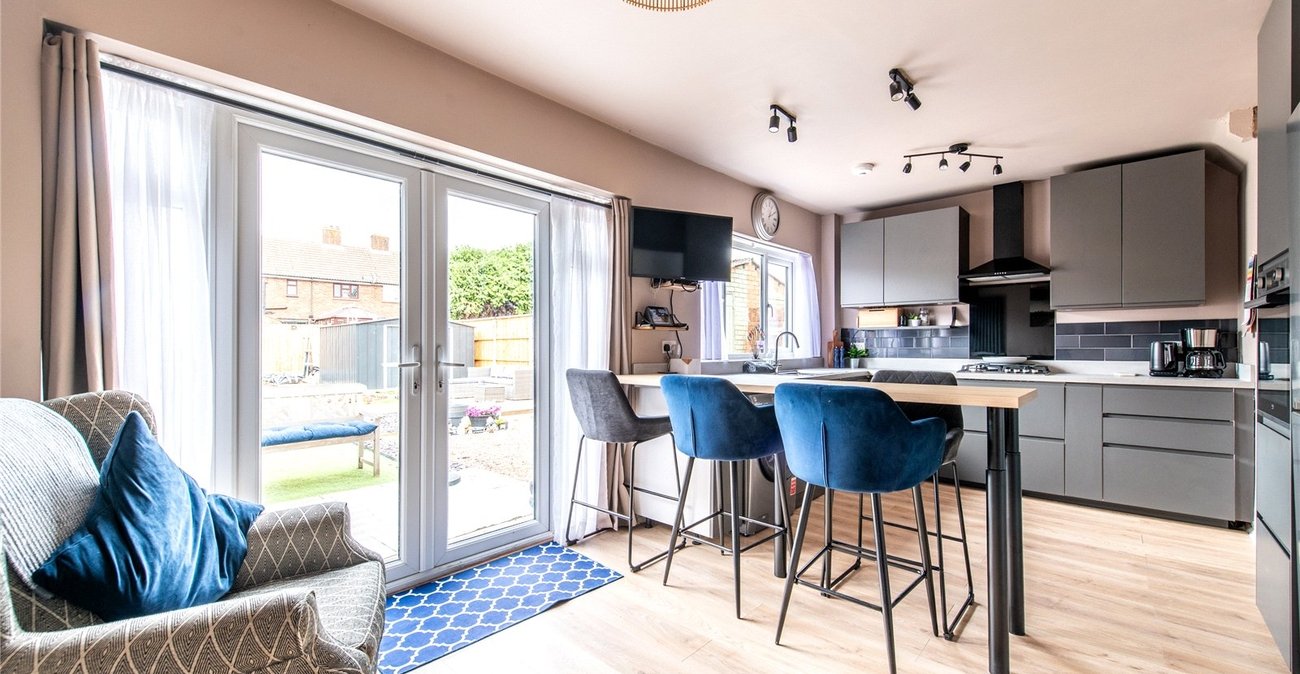 3 bedroom house for sale in Northfleet | Robinson Michael & Jackson
