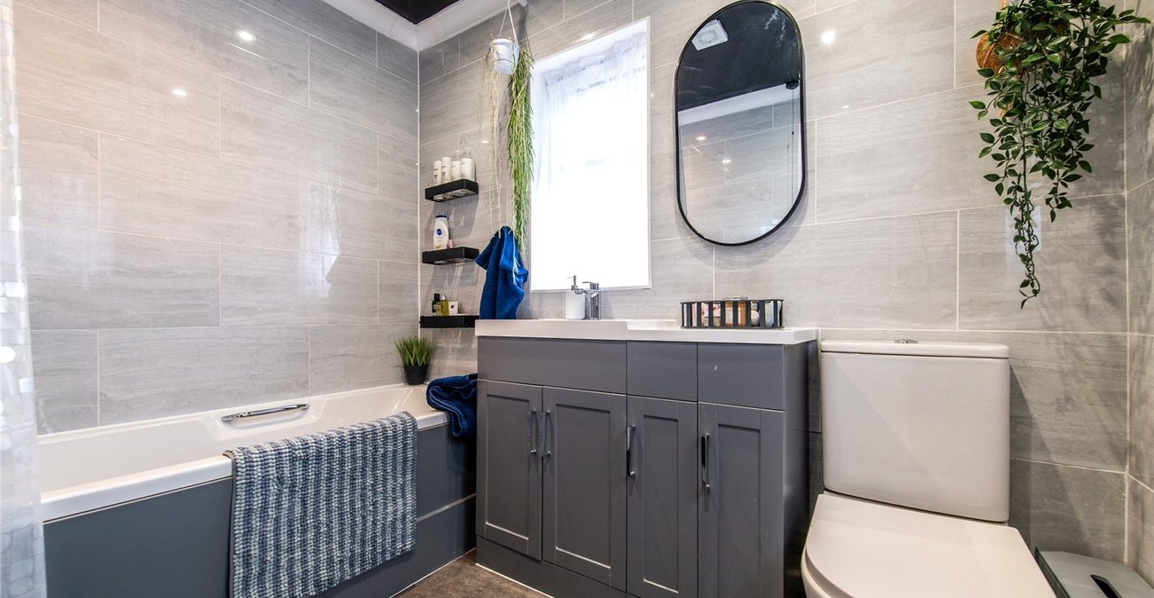 3 bedroom house for sale in Northfleet | Robinson Michael & Jackson