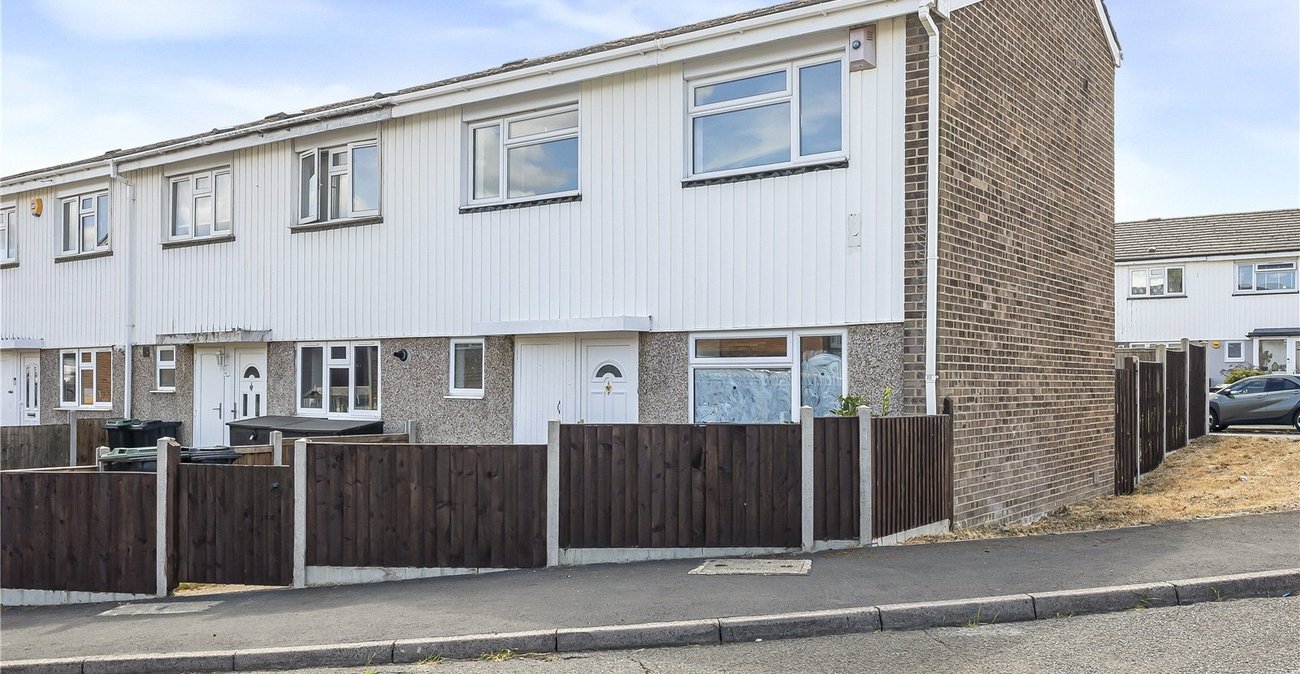 3 bedroom house for sale in Swanley | Robinson Jackson