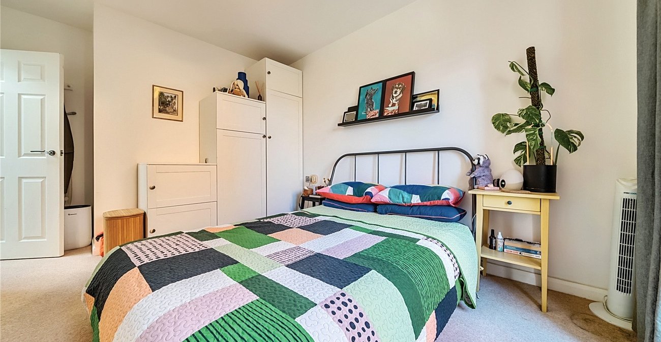 2 bedroom house for sale in Penge | Robinson Jackson