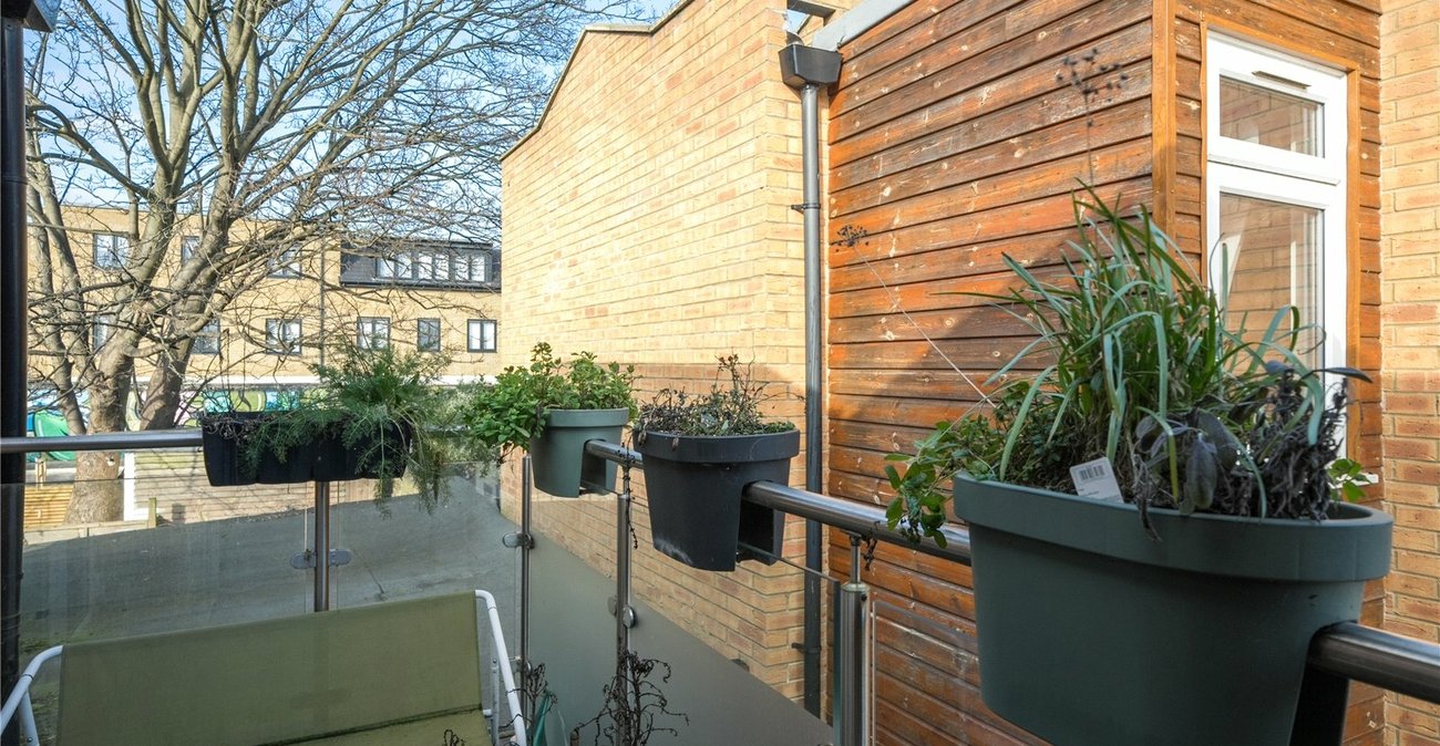 2 bedroom house for sale in Penge | Robinson Jackson