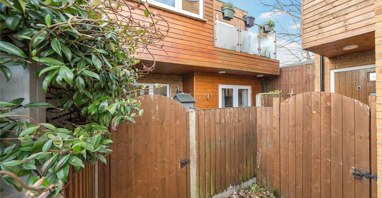 2 bedroom house for sale in Penge | Robinson Jackson