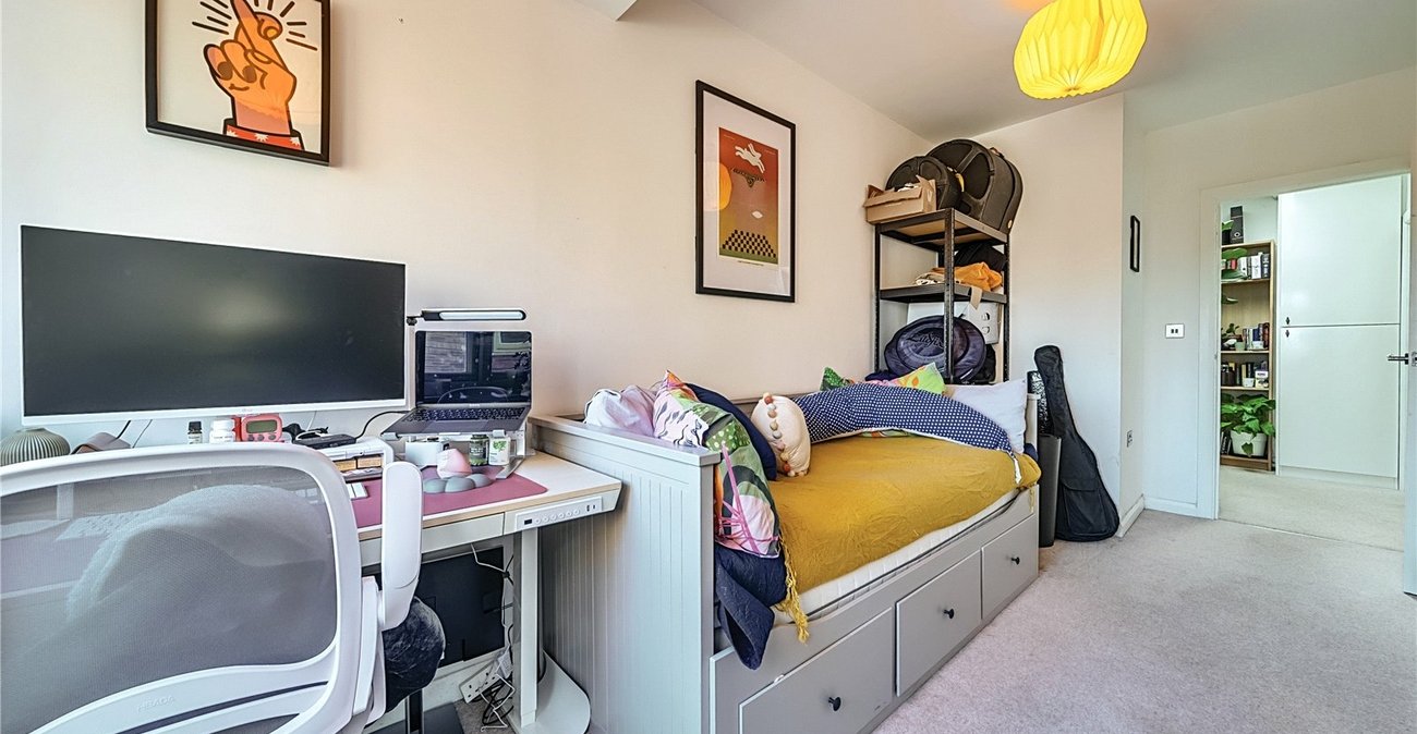 2 bedroom house for sale in Penge | Robinson Jackson