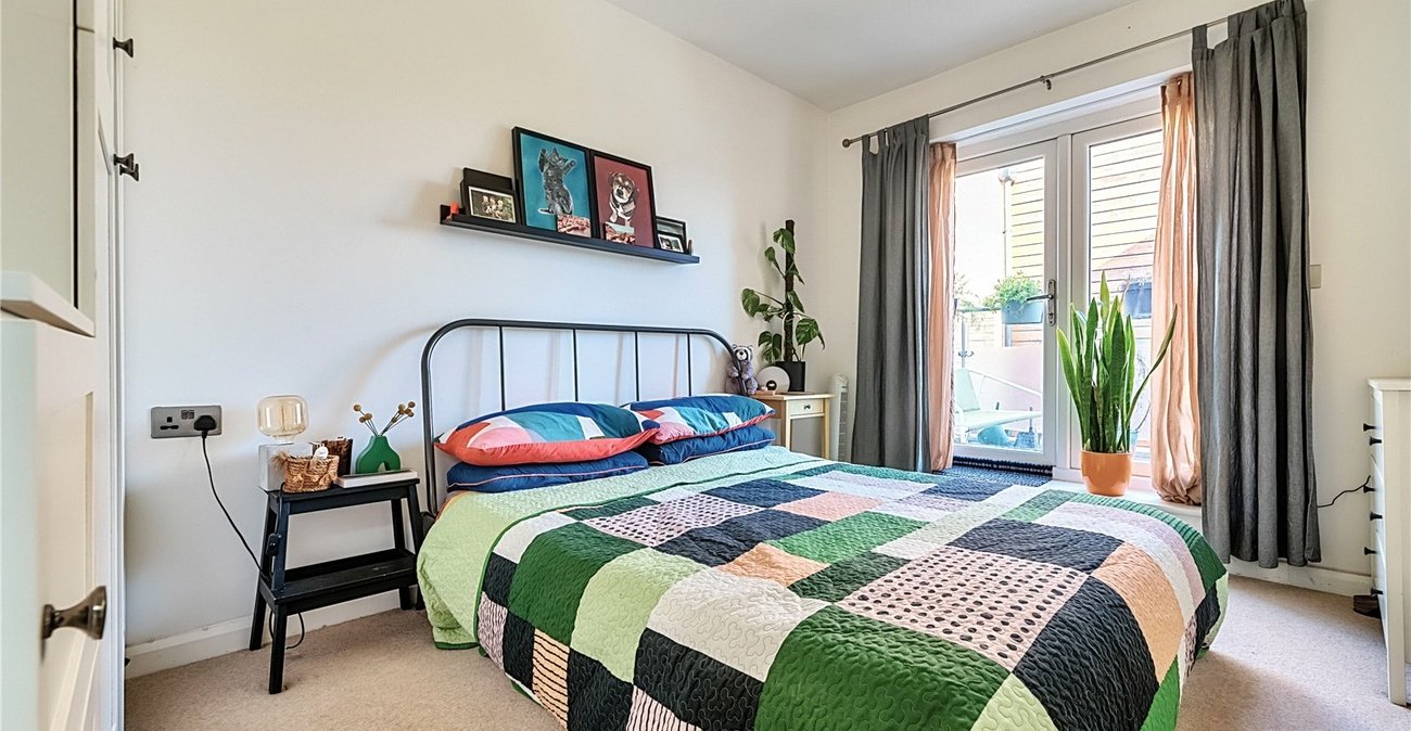 2 bedroom house for sale in Penge | Robinson Jackson