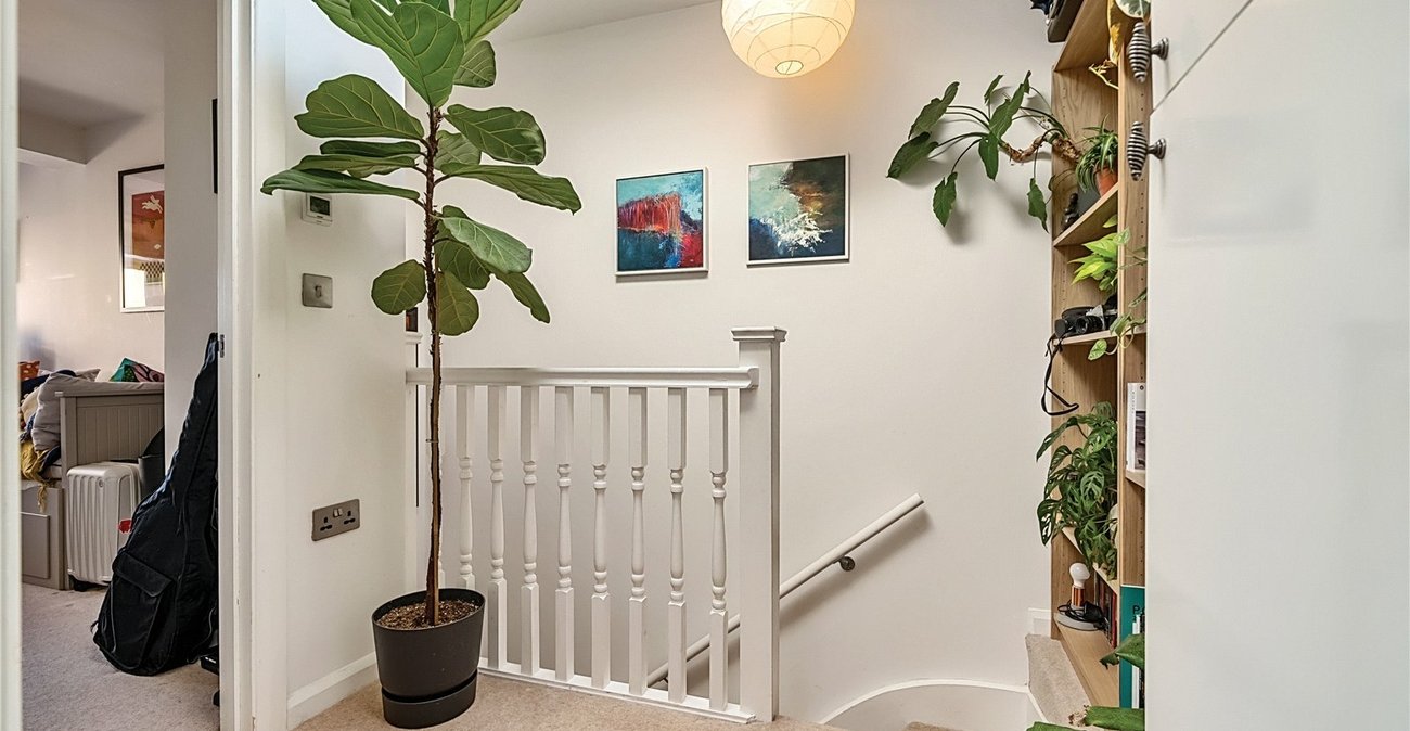 2 bedroom house for sale in Penge | Robinson Jackson