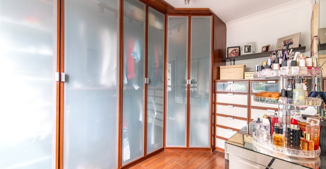5 bedroom house for sale in Gillingham | Robinson Michael & Jackson