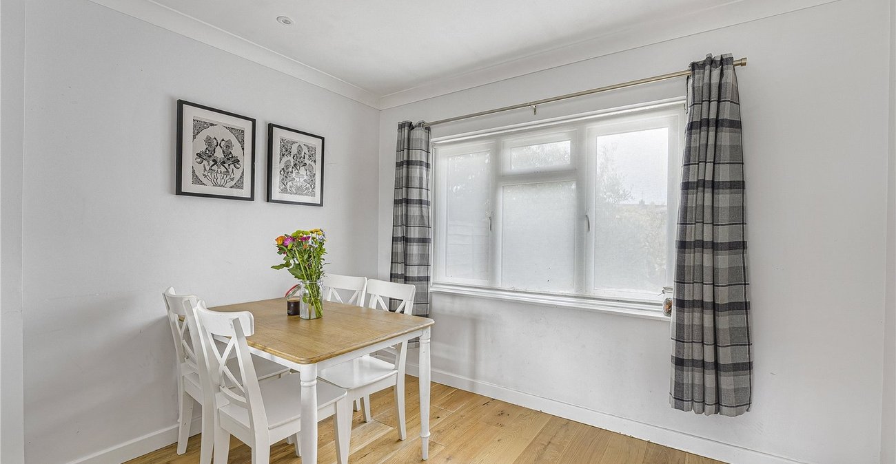 2 bedroom house for sale in Dartford | Robinson Jackson