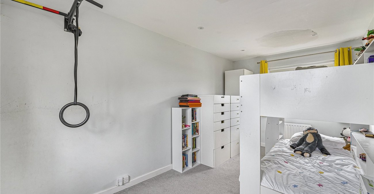 2 bedroom house for sale in Dartford | Robinson Jackson