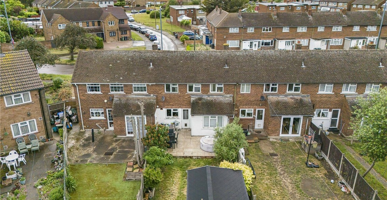 2 bedroom house for sale in Dartford | Robinson Jackson