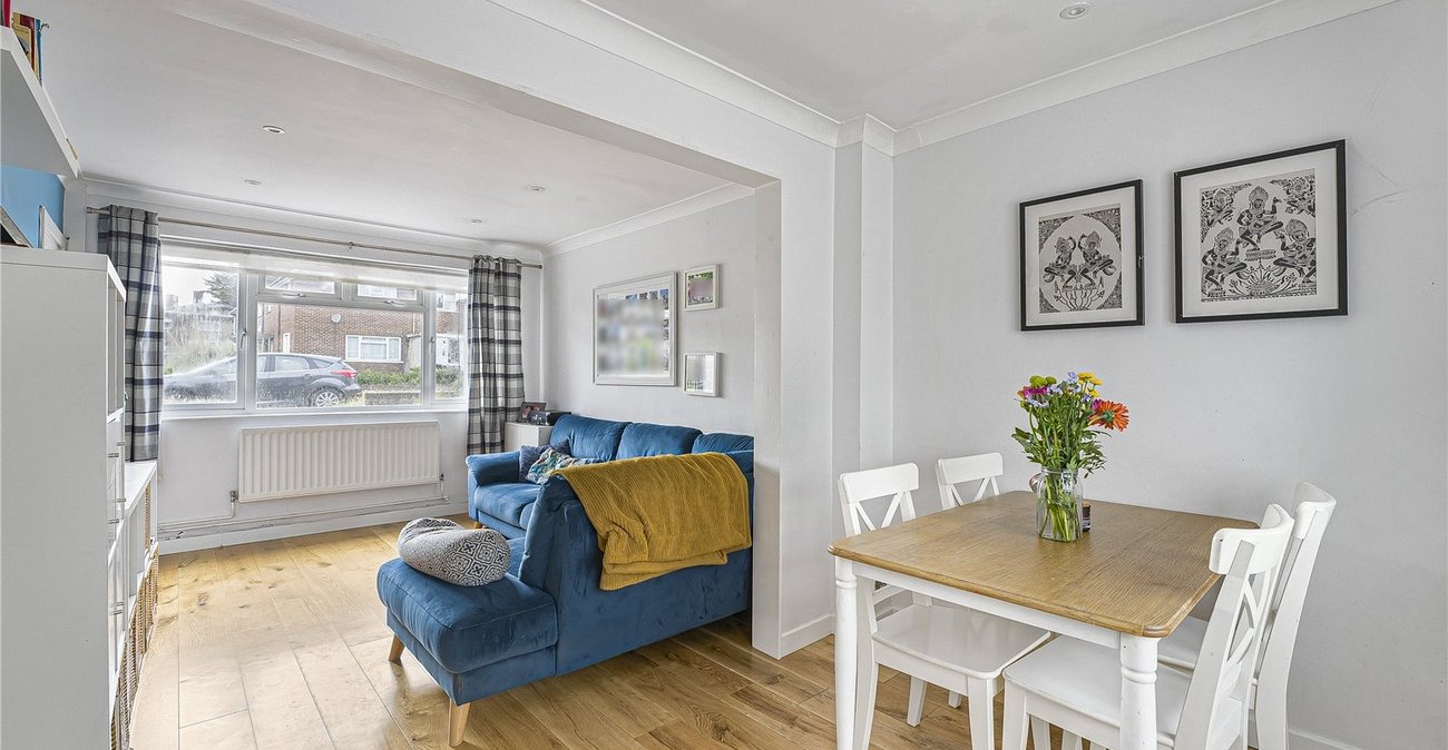 2 bedroom house for sale in Dartford | Robinson Jackson