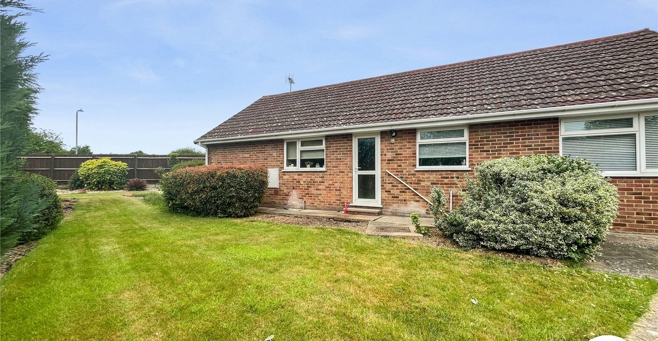 3 bedroom bungalow for sale in Sittingbourne | Robinson Michael & Jackson