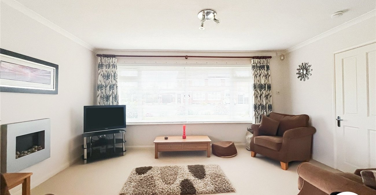 3 bedroom bungalow for sale in Sittingbourne | Robinson Michael & Jackson