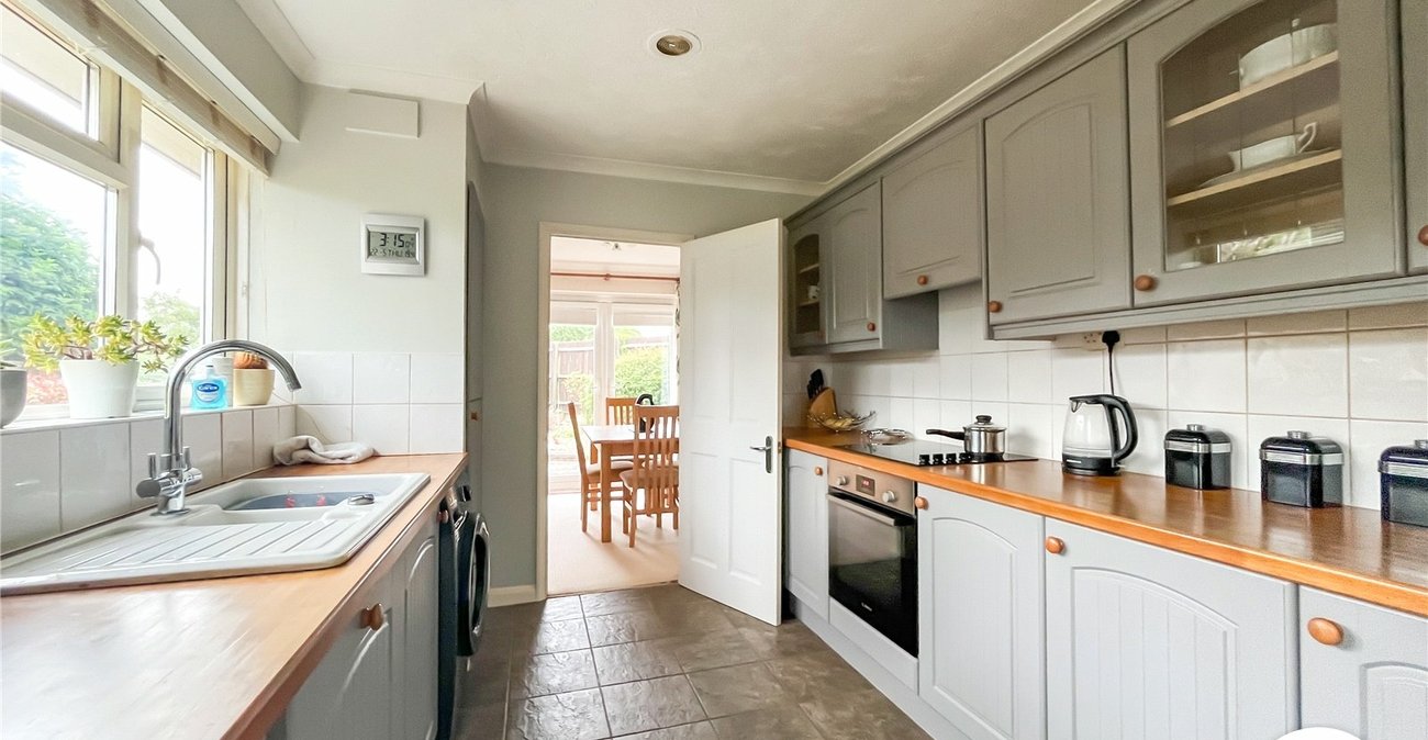 3 bedroom bungalow for sale in Sittingbourne | Robinson Michael & Jackson