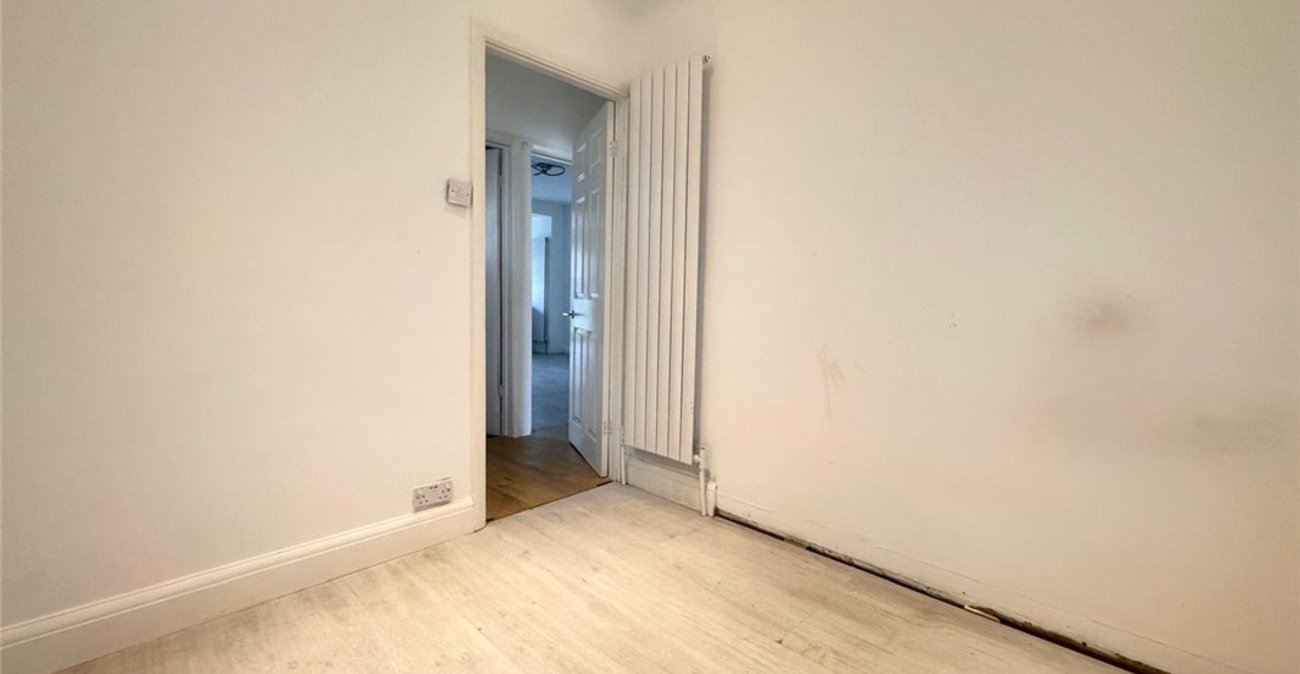 2 bedroom bungalow for sale in St Pauls Cray | Robinson Jackson