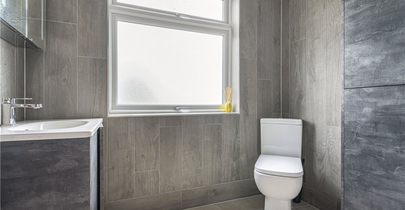 2 bedroom bungalow for sale in St Pauls Cray | Robinson Jackson