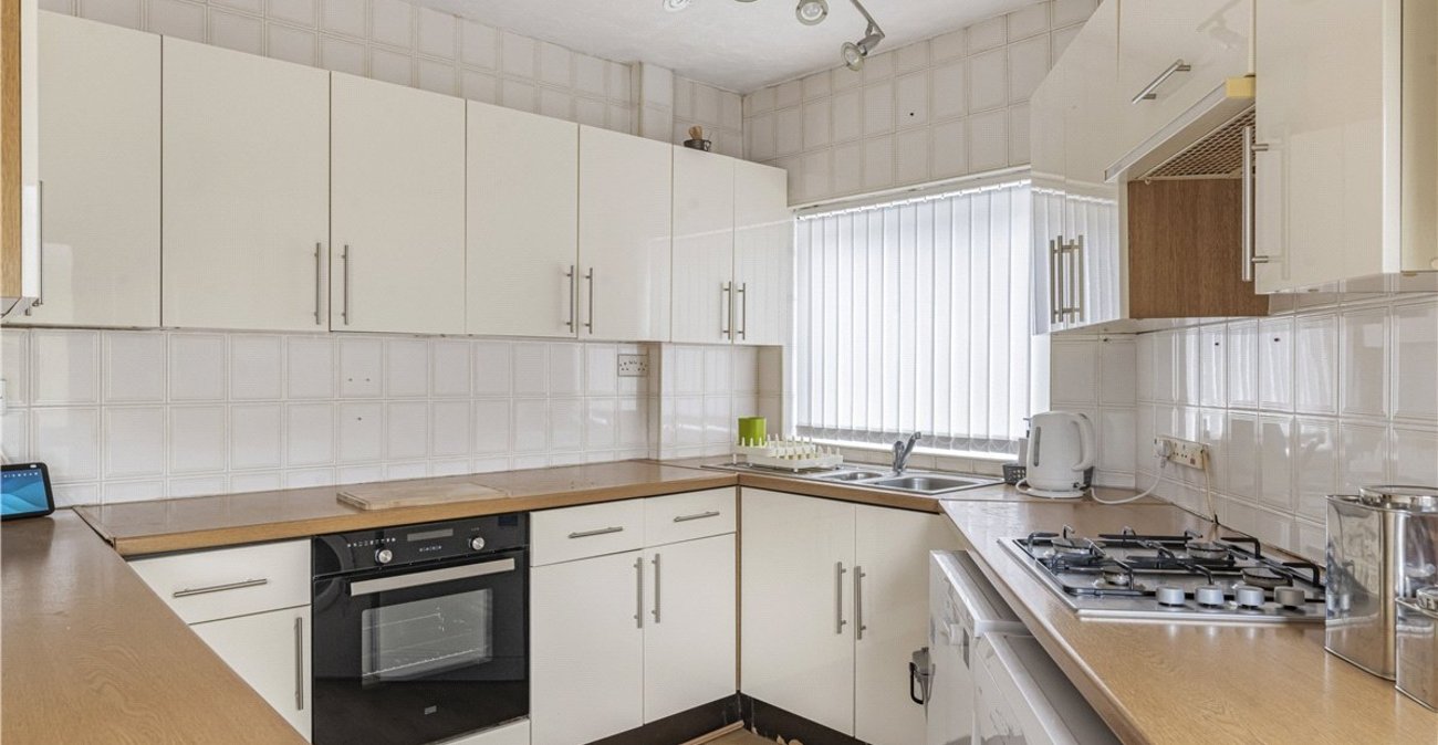 2 bedroom bungalow for sale in St Pauls Cray | Robinson Jackson