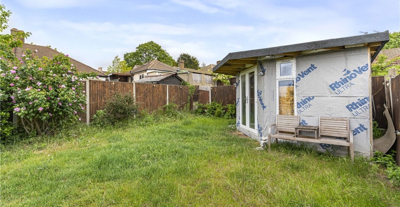2 bedroom bungalow for sale in St Pauls Cray | Robinson Jackson