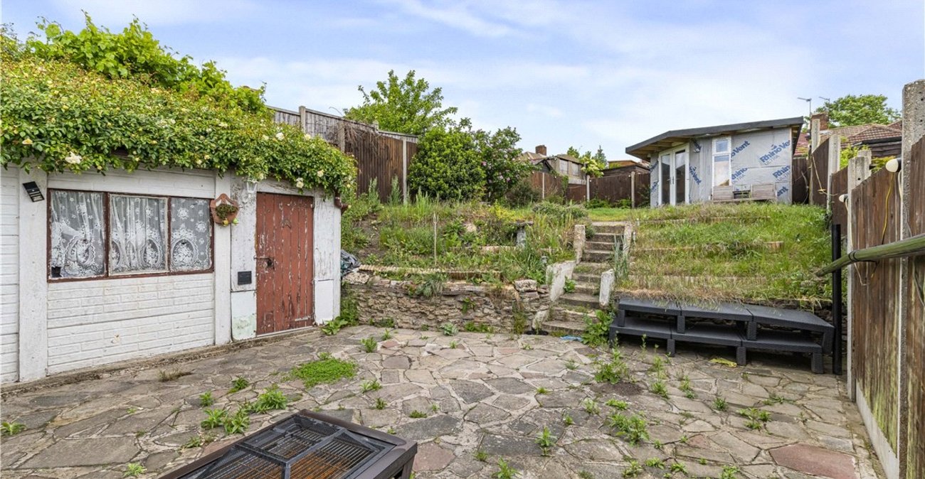 2 bedroom bungalow for sale in St Pauls Cray | Robinson Jackson
