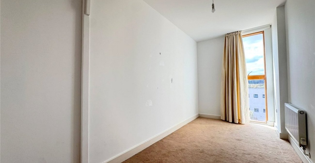 2 bedroom property for sale in Orpington | Robinson Jackson