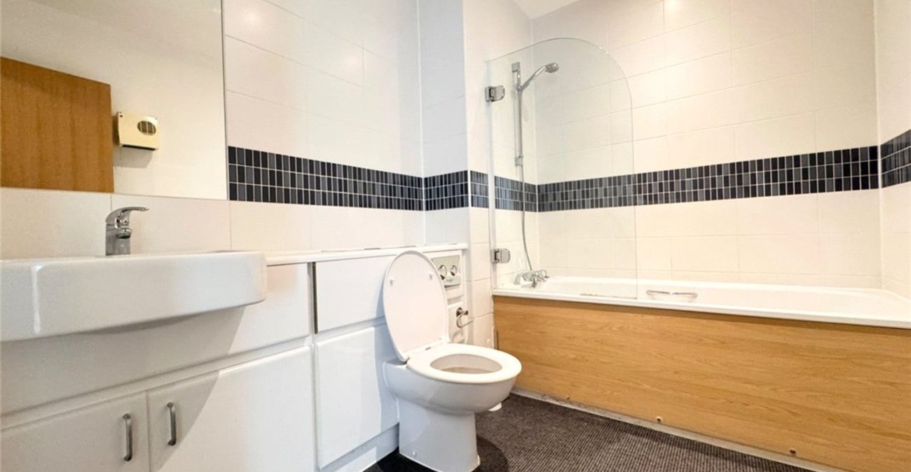 2 bedroom property for sale in Orpington | Robinson Jackson