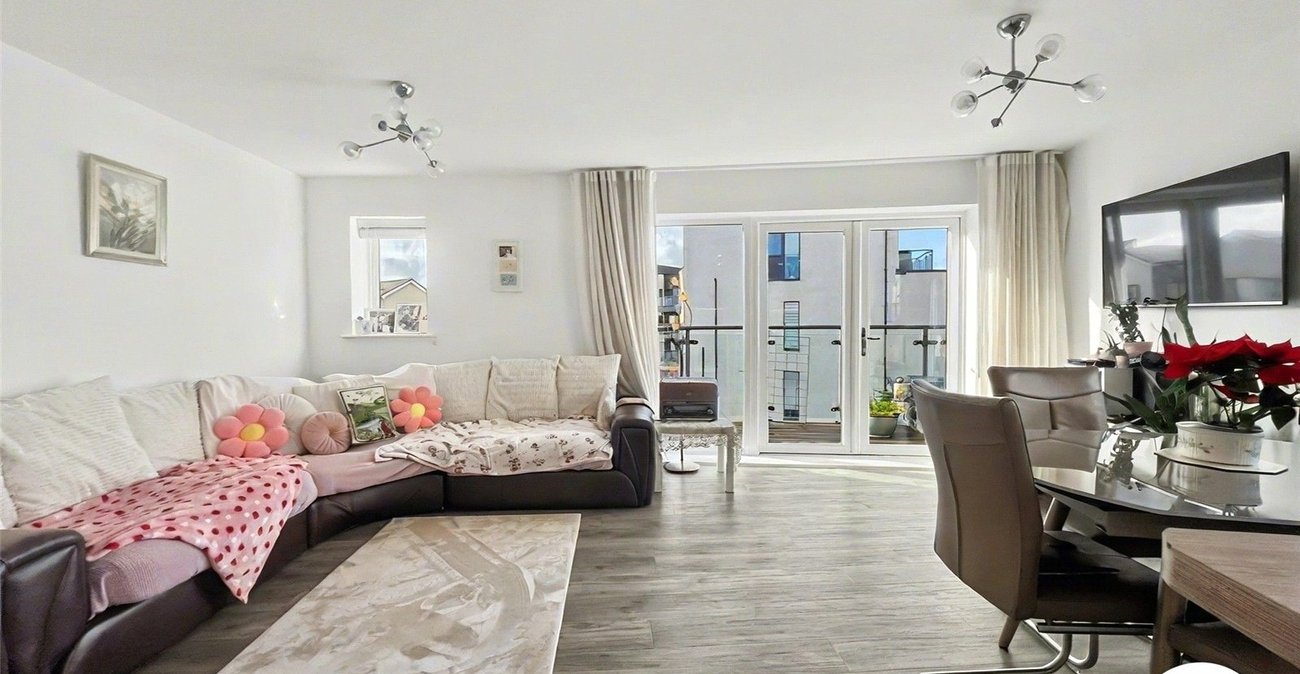 3 bedroom property for sale in St. Marys Island | Robinson Michael & Jackson