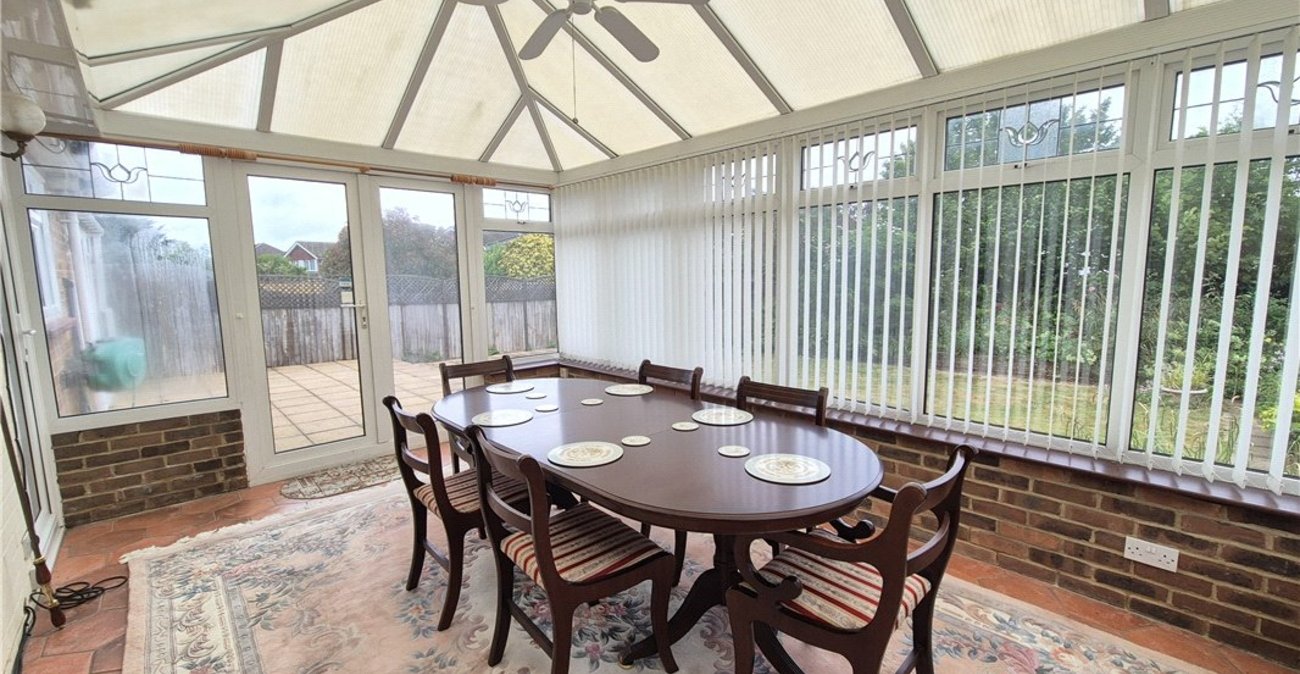 4 bedroom bungalow for sale in Orpington | Robinson Jackson