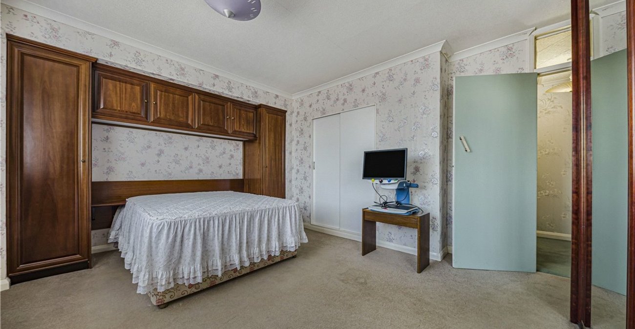 3 bedroom house for sale in Orpington | Robinson Jackson