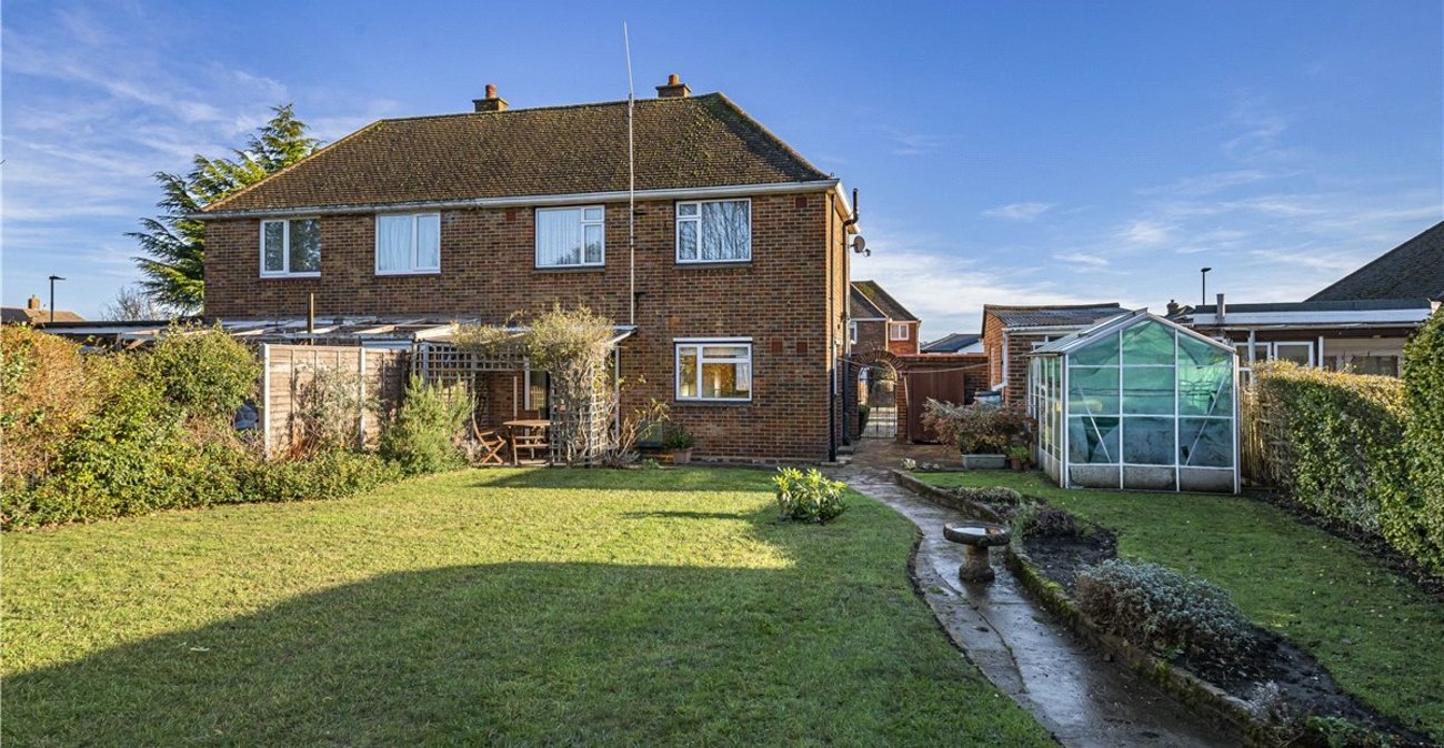 3 bedroom house for sale in Orpington | Robinson Jackson