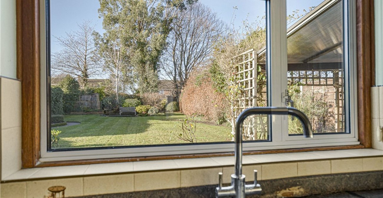 3 bedroom house for sale in Orpington | Robinson Jackson