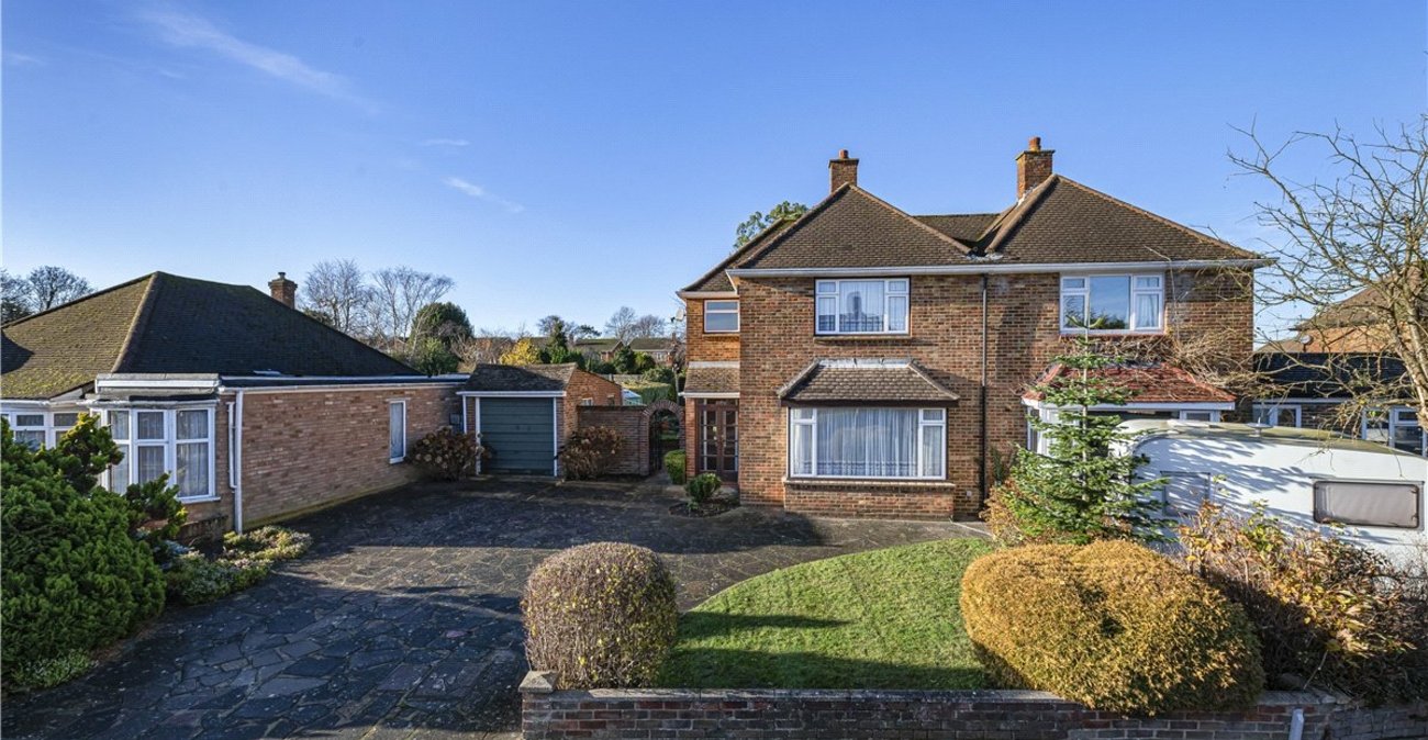 3 bedroom house for sale in Orpington | Robinson Jackson