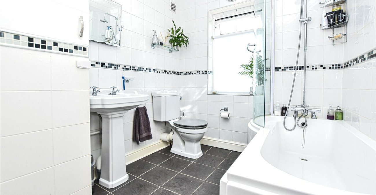 3 bedroom house for sale in Bexleyheath | Robinson Jackson