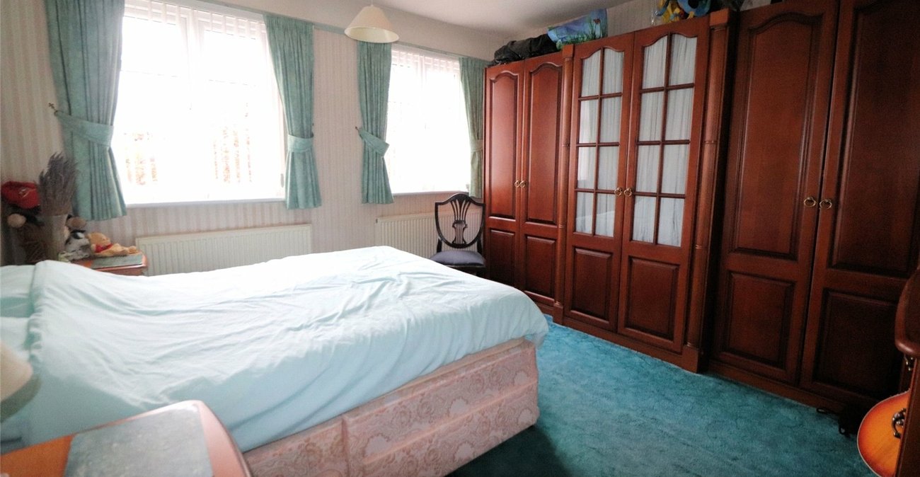 3 bedroom house for sale in Erith | Robinson Jackson