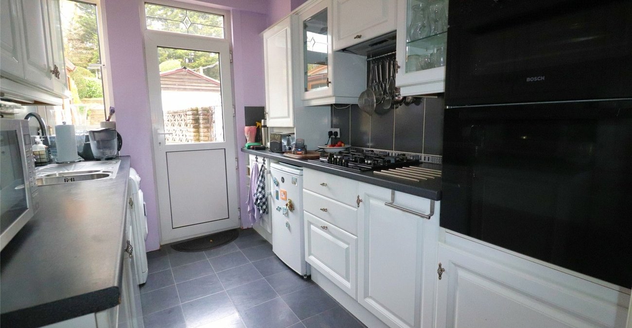 3 bedroom house for sale in Erith | Robinson Jackson