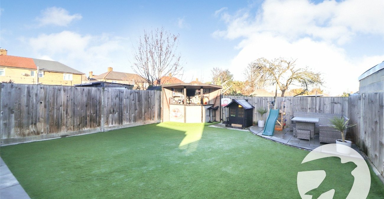 3 bedroom house for sale in Erith | Robinson Jackson