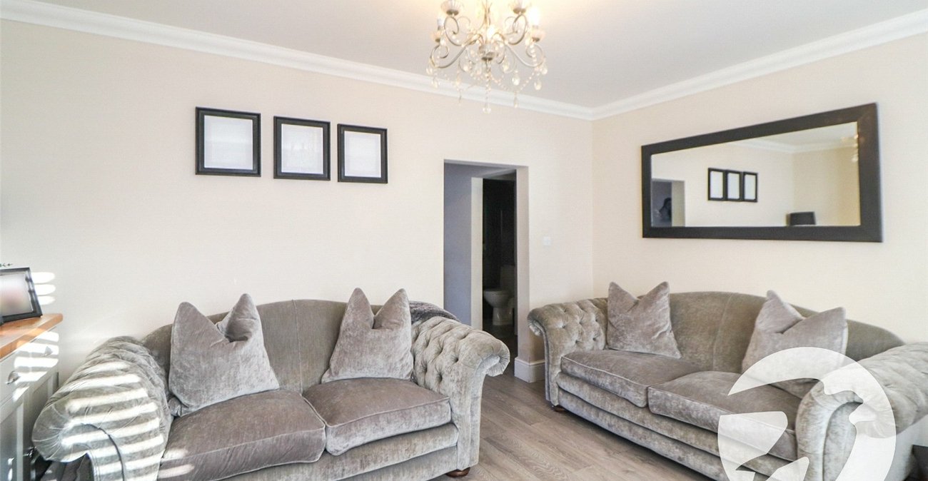 3 bedroom house for sale in Erith | Robinson Jackson