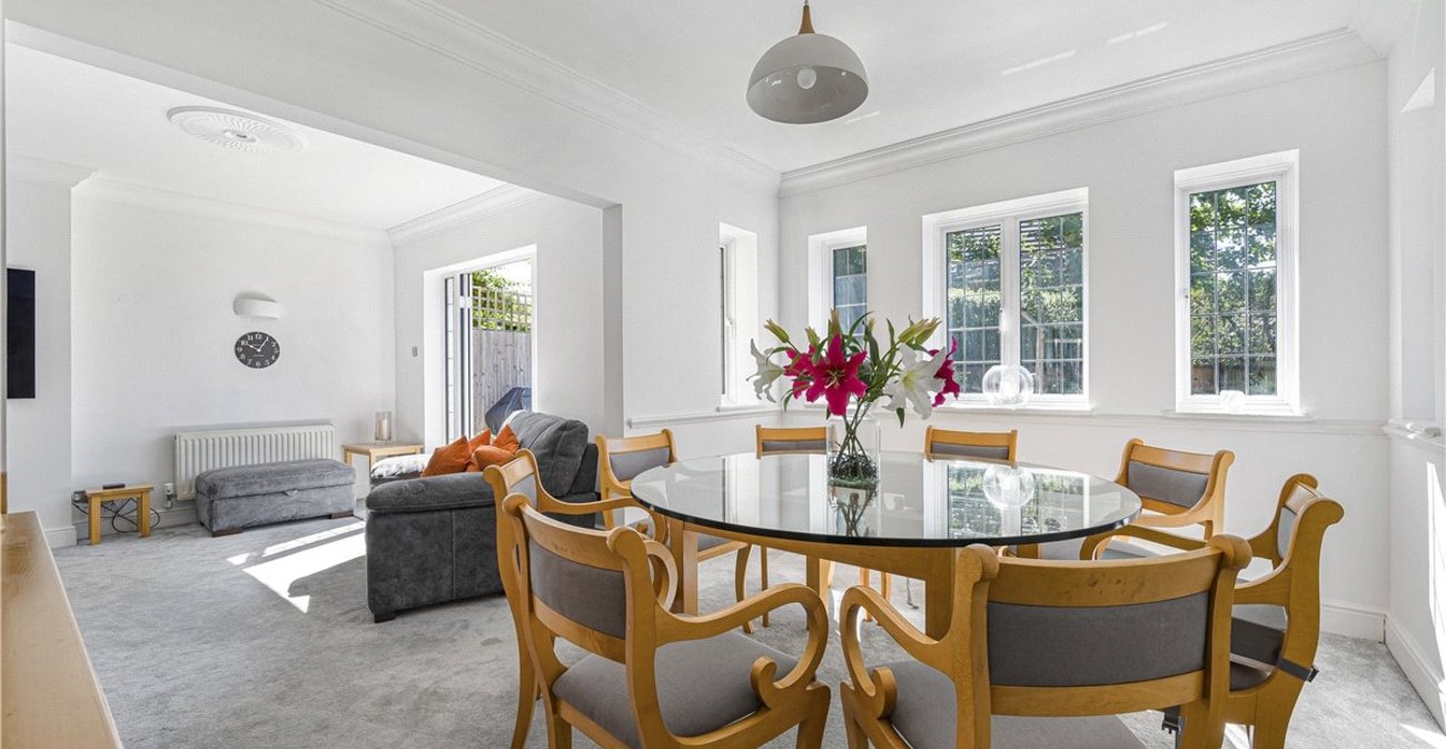 5 bedroom house for sale in Locksbottom | Robinson Jackson