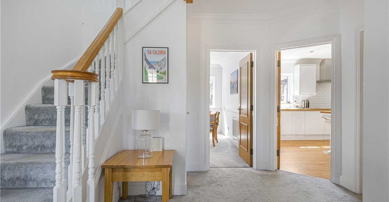 5 bedroom house for sale in Locksbottom | Robinson Jackson