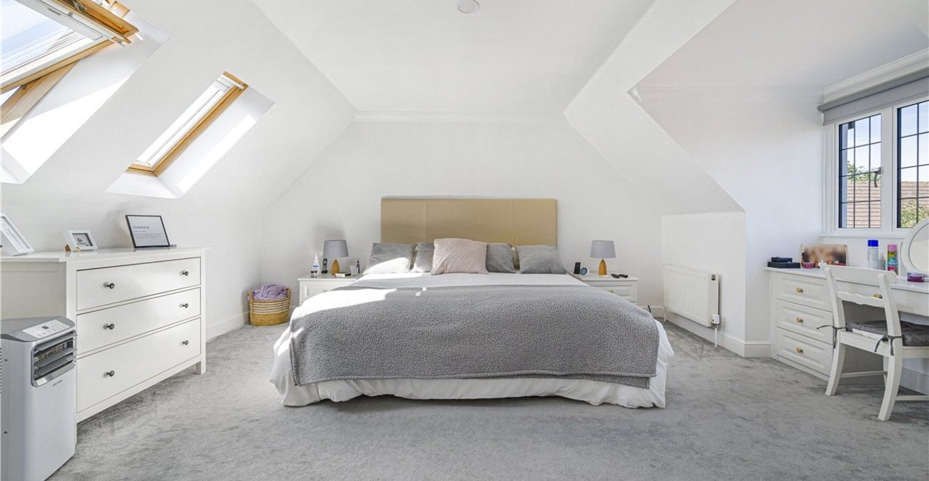 5 bedroom house for sale in Locksbottom | Robinson Jackson